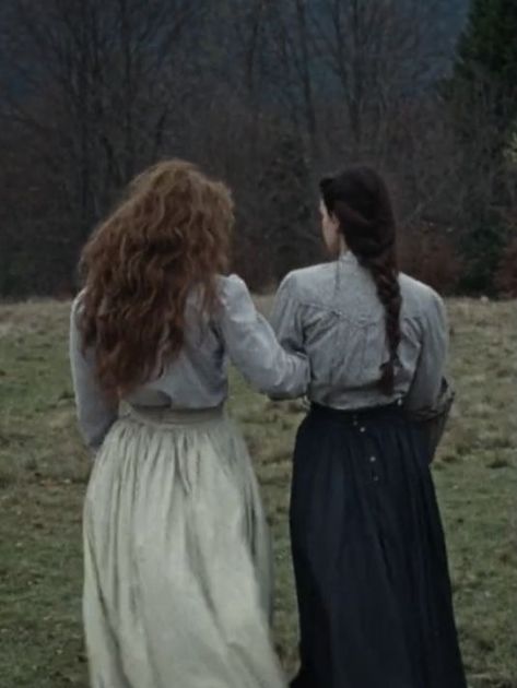 1600s Aesthetic, 1800s Aesthetic Romance, 1800s Aesthetic, The World To Come, Katherine Waterston, Victorian Romance, Lady In Waiting, Female Friendship, Mia 3