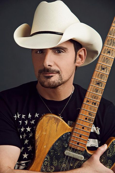 Brad Paisley Makes Wynn Las Vegas Debut with Back-To-Back ‘Acoustic Storyteller’ Shows, June 25-26 Music, Brad Paisley, Las Vegas, Guitar, Wynn Las Vegas, Singers, Paisley