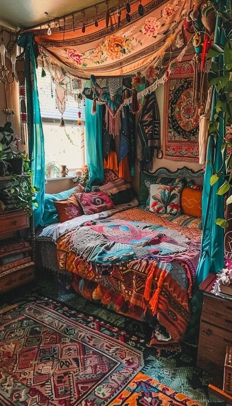 Hippy Boho Room, Artsy Boho Bedroom, Boho Maximalism Bedroom, Colorful Bohemian Bedroom Decor, Boston Bedroom, Cozy Boho Bedroom Ideas, Boho Eclectic Bedroom, Hippie Boho Bedroom, Boho Bedroom Decor Hippie