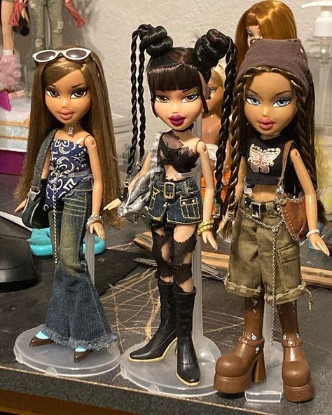 🫨 (@wlsnevra) • Instagram photos and videos Bratz Doll Aesthetic Wallpaper, Latina Bratz Doll, Bratz Dolls Outfits In Real Life, Bratz Outfits Style, Bratz Dolls Outfits, Brats Fashion, Bratz Aesthetic Outfit, Bratz Girl, Las Bratz