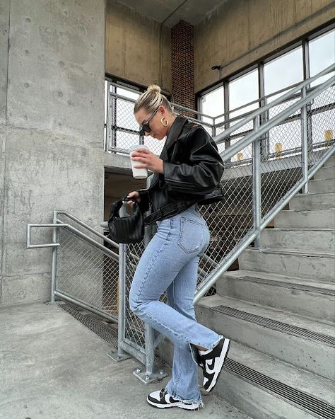 Nike Dunks Outfit Woman, Low Dunks Outfit, Dunk Low Outfit Women, Nike Dunk Low Outfit, Nike Dunk Outfit, Dunks Outfit Woman, Nike Dunks Outfit, Dunk Outfits, Dunk Low Outfit