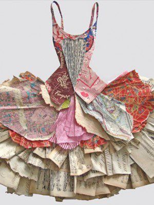 Peter Clark paper dress Arrangements An arrangement of paper , could be inspiration for GCSE question Arrangements Old Books, Charcoal Drawings, Kollage Konst, Paper Clothes, Paper Fashion, Paper Dress, Recycled Fashion, Art Dress, Clothes Inspiration