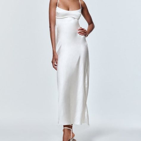 White Zara Satin Dress Zara White Silk Dress, Silk Zara Dress, Midi Satin White Dress, Zara White Satin Dress, Zara Satin Effect Dress, Satin White Maxi Dress, Zara Satin Dress Outfit, Satin White Dress Long, Long White Satin Skirt