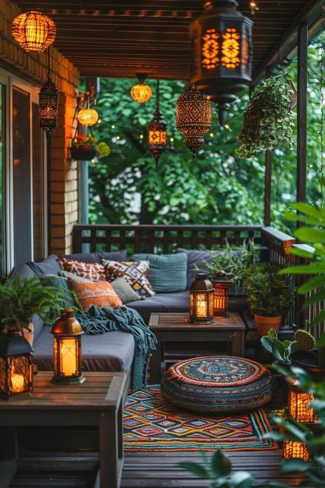 Whimsical Balcony, Verandah Decor, Balcony Vibes, Boho Outdoor Space, Boho Lanterns, Boho Balcony, Small Backyard Garden Design, Comfortable Reading Nook, Boho Bungalow