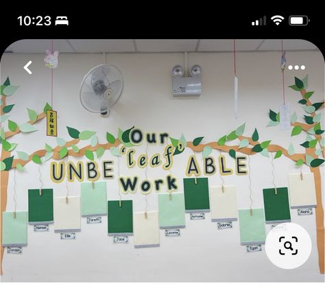 Childcare Classroom Themes, Classroom Theme Growing, Plant Classroom Decor Themes, Outside Classroom Wall Display, Tree House Classroom Theme, Prek Room Decor Ideas, Classroom Work Wall Ideas, Classroom Garden Theme Decor, Preschool Classroom Plant Decor