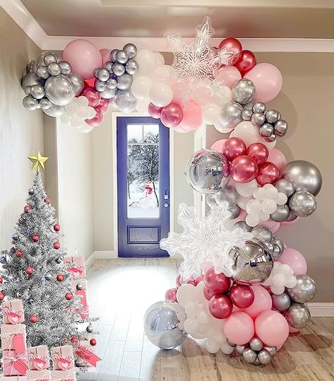 Wonderland Balloon Garland, Winter Wonderland Balloon Garland, Winter Baby Birthday, Snowflake Balloons, Pink Winter Wonderland, Baby Shower Balloon Arch, Winter Baby Shower Themes, Winter Onederland Birthday Party, Winter Onederland Party