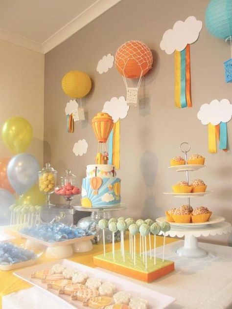 Hot Air Baloon Party | Craftsy Hot Air Ballon Party, Paper Clouds, Hot Air Balloon Party, Idee Babyshower, Dr Seuss Baby Shower, Ballon Party, Baby Boy 1st Birthday, Boy Baby Shower Themes, Baby Birthday Party