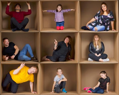 Cardboard Box Photoshoot, Photobox Ideas, Box Photoshoot, Home Gift Ideas, Photo Boxes, Book Photo, Grid Style, Diy Presents, Cadeau Photo