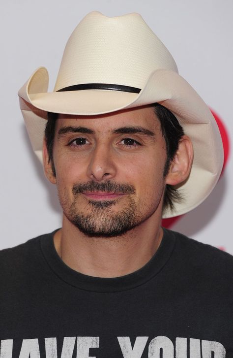 Brad Paisley, Brad Paisley Songs, Set Pictures, Hot Country Songs, John Marshall, Paisley Wallpaper, Entertainer Of The Year, George Jones, Southern Rock