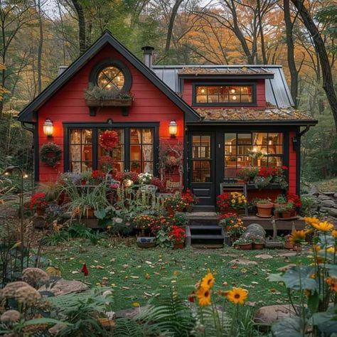 By Tinyhousesdreams Fantasy House, All Creatures Great And Small House, Small Cozy House Exterior, Casa Fantasy, Small Cottage Homes, Dream Cottage, Small Cottage, Tiny House Cabin, Red House