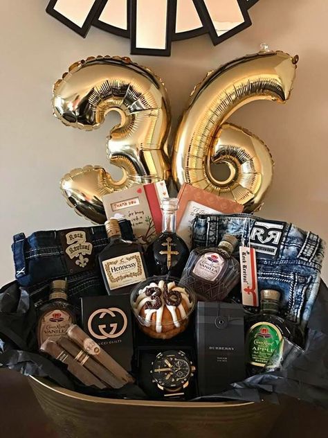 Men’s Birthday Basket Ideas, 21 Birthday Gift For Boyfriend, Birthday Set Up Ideas For Husband, Non Expensive Gifts For Boyfriend, Guy Birthday Basket, Gift Basket Ideas For Husband Birthday, Big Gift Basket Ideas For Boyfriend, Basket Birthday Gifts For Him, Mens Birthday Ideas Gift