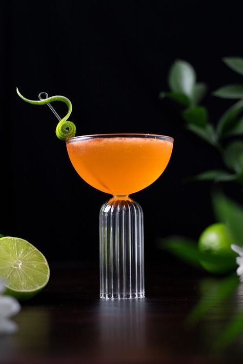 Cocktail For Beginners, Moody Mixologist, Cocktails For Beginners, Lime Garnish, Chartreuse Cocktail, Cocktails Made With Gin, Yellow Chartreuse, Cocktail Inspiration, Cocktail Garnishes