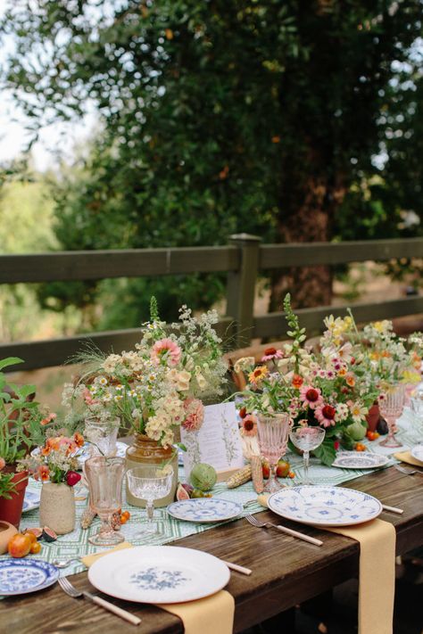 A Fairytale Wedding in Napa With a Winding 240-Foot-Long Reception Table - Over The Moon Long Table Wedding, Table Arrangements Wedding, Cottage Wedding, Picnic Wedding, Garden Party Wedding, Wildflower Wedding, Whimsical Wedding, Wedding Arrangements, Wedding Dinner