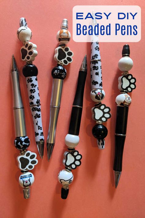 Get crafty with these easy DIY beaded pens! This fun and customizable project is perfect for kids and adults. Make adorable gifts or personalize your own pen collection. Decorative Pens Diy Craft Ideas, How To Make Beaded Pens, Diy Beaded Pens, Beaded Pens Diy, Easter Picture Frames, Diy Pen, Picture Frame Crafts, Adorable Gifts, Pen Craft