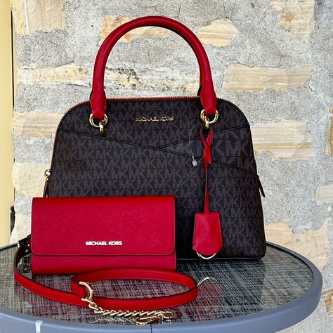 Guaranteed Authentic Brand New With Tags Attached Bundled 2pcs Set Handbag&Wallet Small Luxury Handbags, Medium Purses And Handbags, High End Purses Handbags, Mk Bags Michael Kors Mk Handbags, Ladies Purses Handbags Style, Brand Purses, Expensive Handbags, Arm Accessories, Cute Luggage