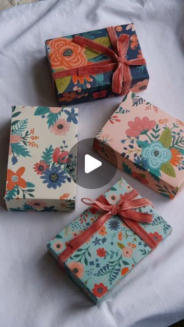 Paper Folding Techniques, Gift Wrapping Inspiration, Paper Crafts Origami, Diy Gift Box, Origami Tutorial, Fancy Fold Cards, Craft Tutorial, Fancy Folds, Paper Crafts Diy Tutorials