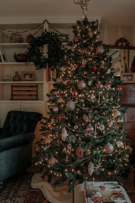 Christmas Dreaming, Classy Christmas, Cosy Christmas, Cottage Christmas, Christmas Tree Inspiration, Christmas Interiors, Christmas Inspo, Christmas Feeling, Merry Christmas To You