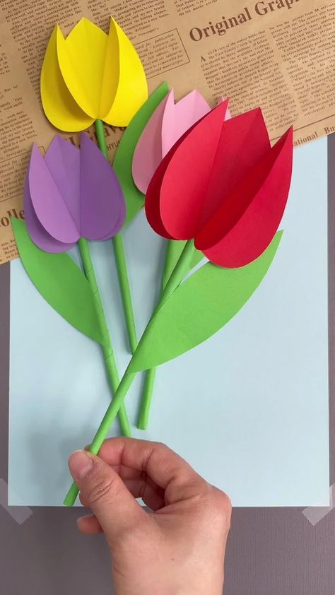 paper craft for kids in 2022 | Flower crafts kids, Paper crafts, Hand crafts for kids Kunst For Barn, Diy – Velikonoce, Flower Crafts Kids, Kraf Kertas, Aktiviti Kanak-kanak, Seni Dan Kraf, Kraf Diy, Christmas Potpourri, Hand Crafts For Kids