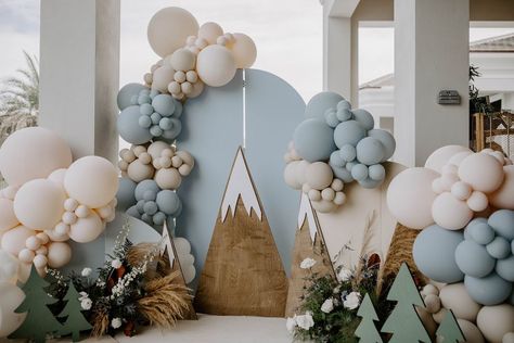 Winter Woodland Backdrop, Let The Adventure Begin Backdrop, Ski Theme First Birthday, Mountain Photo Backdrop, Winter Onederland First Birthday Balloon Arch, Winter Theme Balloon Arch, Mountain Theme Balloon Garland, Mountain Balloon Arch, Mountain Balloon Garland