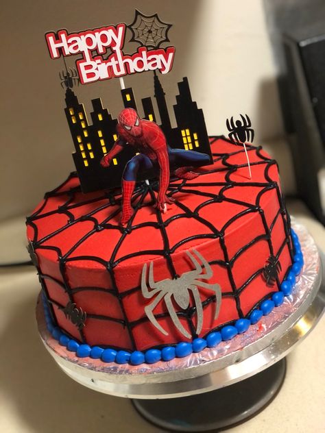 Spiderman Birthday Cake Ideas, Spiderman Birthday Party Decorations, Spiderman Birthday Cake, Superhero Birthday Cake, Spiderman Birthday Party, 3rd Birthday Cakes, Mens Birthday Party, Spiderman Cake, Spiderman Party