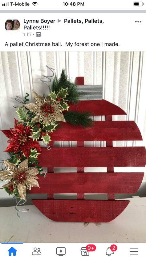 Jul Diy, Christmas Diy Wood, Wooden Christmas Crafts, Pallet Christmas Tree, Pallet Christmas, Christmas Yard Decorations, Easy Christmas Decorations, Christmas Decorations Diy Outdoor, Diy Christmas Decorations Easy