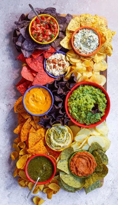 Bachelorette Food, Charcuterie Party, Lila Party, Charcuterie Appetizers, Pool Party Food, Homemade Chips, Snack Platter, Charcuterie Inspiration, Chocolate Chip Ice Cream