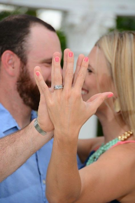 5 Anniversary Photo Shoot Ideas, 5 Year Anniversary Picture Ideas, 5 Year Anniversary Photo Shoot Ideas, 5th Anniversary Photoshoot Ideas, 5 Year Wedding Anniversary Photoshoot, 25th Anniversary Photo Shoot Ideas, 5 Year Anniversary Photo Shoot, First Anniversary Pictures, Couples Anniversary Photoshoot