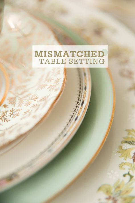 Creating a a beautiful table setting with mismatched dishes | Freutcake Mixed Plates Table Setting, Napkin Under Plate Table Settings, Eclectic Table Settings, China Table Setting, Mismatched Dinnerware, Mismatched Table Setting, House Utensils, Vintage Table Setting, Colorful Table Setting