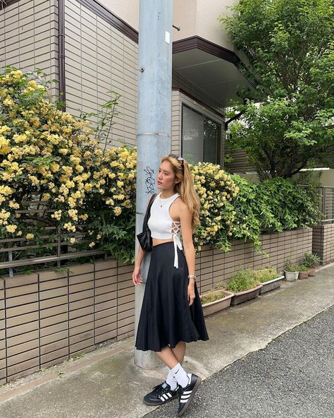 Its a pretty day in tokyo 🇯🇵 . . . . . . . #japan ##tokyo #tokyofashion #outfitinspo #outfit #ootd #ootdfashion #fahiongirl #style #shibuya #sannenzaka #matcha Cute Japan Outfits, Tokyo Japan Outfits Summer, Japan Street Style Summer, Tokyo Street Style Summer, Tokyo Outfits Japanese Street Styles, Japanese Style Outfits, Tokyo Summer Outfits, October Fits, Japan Outfit Summer