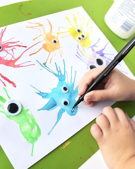 Click here to learn how to use a straw to create a Watercolor Blow Paint Monsters kids craft activity! Easy and fun for all ages! Monsters Craft, Drawing Mouths, Googly Eye Crafts, Easy Paper Crafts For Kids, Blow Paint, Child Drawing, Monster Craft, Monster Crafts, Name Crafts