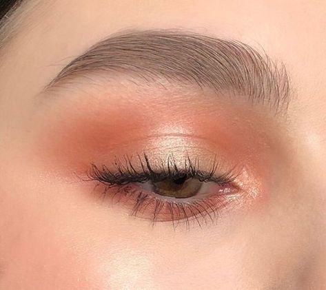 Makeup Look Orange, Simple Eyeshadow Looks, Dog Paw Pads, Nagel Art, Orange Makeup, Simple Eyeshadow, Soft Glam Makeup, Glam Makeup Look, Soft Glam