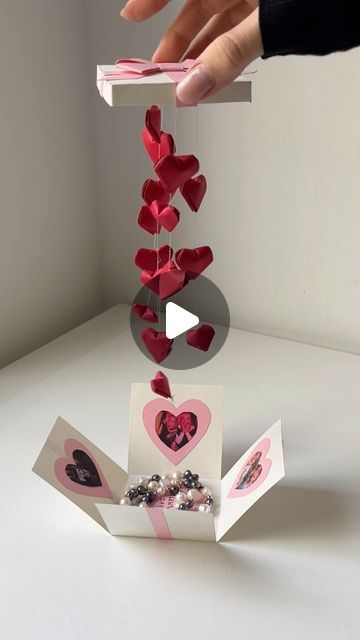 Mother Present Ideas, Handmade Gifts For Mother’s Day, Happy Birthday Mom Gifts Ideas, Diy Gift For Mother's Day, Mother’s Day Present, Mother's Day Handmade Gift Idea, Mother Day Diy Gifts, Motherdays Gift Ideas, Diy Mothers Day Crafts For Kids