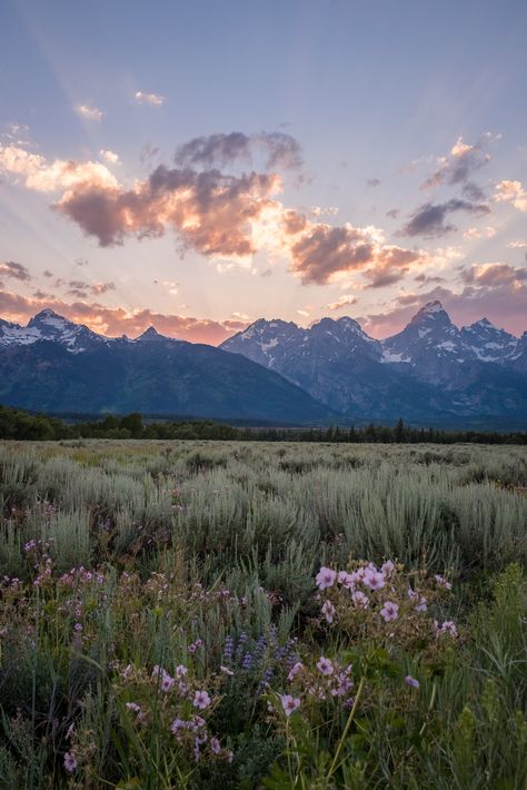 Landscape Photography Tips, Nature Story, Mountain Photos, Pretty Landscapes, Landscape Photography Nature, Alam Yang Indah, Alam Semula Jadi, Foto Inspiration, Beautiful Sky