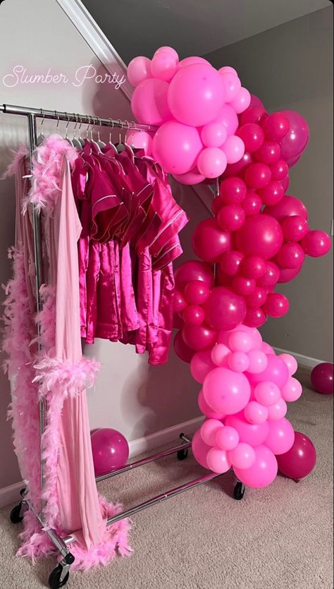 Galentines Sleepover, Pink Aesthetic Girly, Hotel Birthday Parties, Birthday Sleepover Ideas, Slumber Party Birthday, 17th Birthday Ideas, Girly Birthday Party, Sleepover Birthday Parties, Birthday Goals