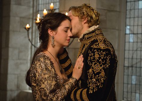 ‘Reign’ Season 3 Photos — Spoilers From 2015-2016 Season | TVLine Period Drama Series, Medieval Romance, Reading Romance Novels, The Danish Girl, Vampire Stories, The Borgias, Mary Stuart, Love Scenes, Period Drama