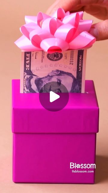 Fun Way To Gift Cash, Money Pull Box Diy Birthday, Creative Birthday Gift Wrapping, Cute Gift Ideas For Grandma, How To Make A Money Box For Birthday, Wrapping Money Ideas, How To Make A Money Pull Gift, Money And Gift Card Bouquet, Unique Way To Give Money As A Gift