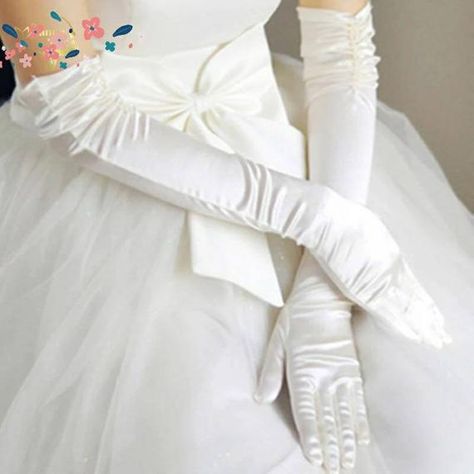 Check out this item in my Etsy shop https://www.etsy.com/uk/listing/888968445/long-brides-satin-gloves-white-brides Bridal Gloves Long, Bride Gloves, Gloves Style, Ivory Gloves, Opera Length Gloves, Silk Gloves, Ivory Bridal Veil, Bride Hair Jewelry, Wedding Cloak