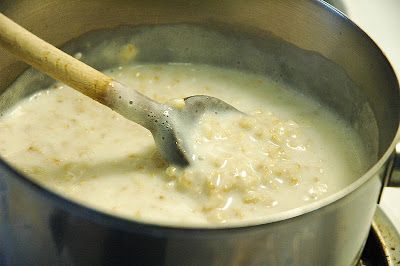 Cook Oatmeal, Crockpot Oatmeal, Creamy Oatmeal, Cooking Oatmeal, Breakfast Oatmeal Recipes, Oatmeal Bowls, Best Oatmeal, What's For Breakfast, Oatmeal Recipes