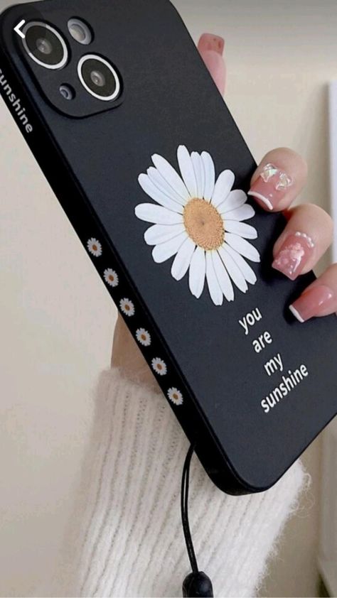 Aesthetic Phone Cases Black, Phone Cover Accessories, Cute Iphone 12 Cases Aesthetic, Cute Phone Cases With Popsockets, Black Phone Cover Ideas, Phone Covers Diy Black, Diy Black Phone Case Ideas, Cute Black Phone Cases, Phone Kavar