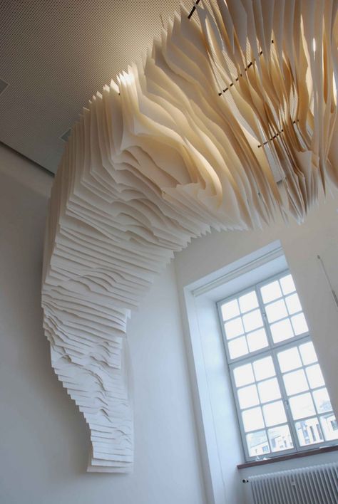 Paper Tunnel sculptures Angela Glajcar, Paper Art Installation, Instalation Art, Paper Installation, Textil Design, Bergamo, The Ceiling, Sculpture Installation, Paper Sculpture