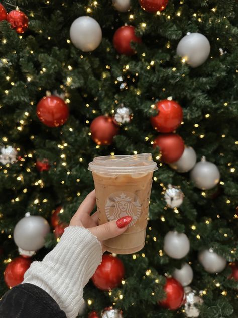 Natal, Starbucks Holiday Aesthetic, Christmas Aesthetic Starbucks, Christmas Starbucks Aesthetic, Starbucks Christmas Aesthetic, Christmas Drinks Aesthetic, Starbucks Drinks Christmas, Christmas Drinks Starbucks, Christmas Aesthic