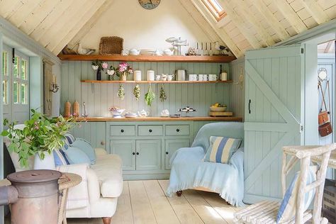 Five For Friday Design Picks #68 - Estilo Cottage, She Shed Interior, Shed Interior, Style Cottage, She Sheds, Shed Homes, She Shed, Shed Plans, Design Case