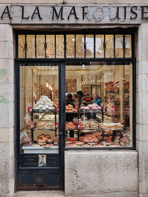 {Photo of Vieux Lyon - Lyon Old Town } Visiting Dijon, the capital of mustard and of the Burgundy region in France? While you're there, you can't miss these 10 gorgeous day trips, all accessible by train within 2 hours. Includes mountain views, lots of half-timbered houses, wine tours, and more (some destinations are even in Switzerland, which is only a hop away!). #dijon #burgundy | Dijon France | Dijon France Things to Do | Burgundy France | Burgundy France Itinerary | Burgundy France Travel Pays De La Loire, Ile De France, Auvergne, Burgundy Region France, Burgundy France Aesthetic, Dijon France Aesthetic, Old France Aesthetic, Sylvia Core, Burgundy France Travel