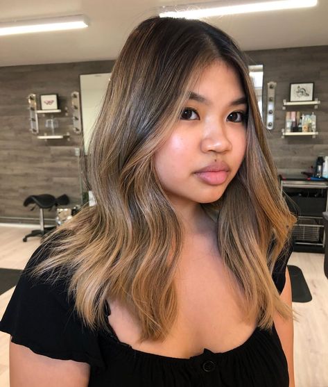 Balayage, Balayage Hair Medium Skin Tone, Morena Balayage Hair, Haircolor For Morena, Hair Highlights Cool Tones, Blonde Hair On Filipino Skin, Hair Color For Morena Skin Filipina Balayage, Hair Color For Light Medium Skin Tone, Brown Foilayage Hair