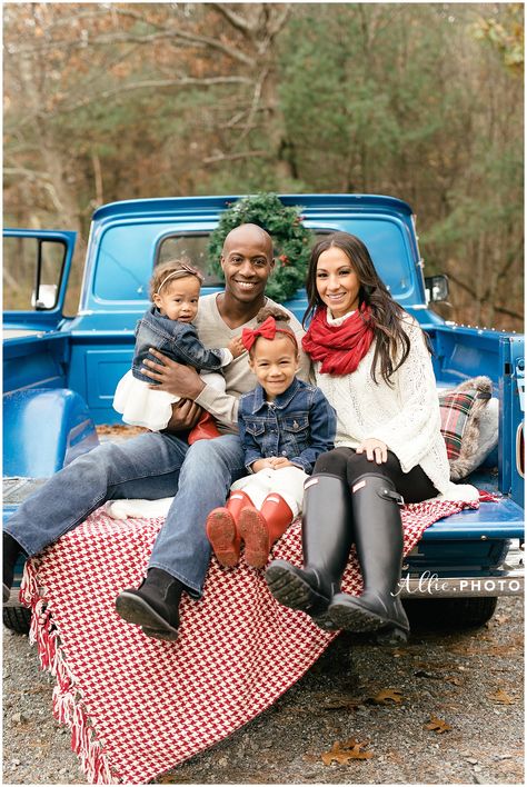 Christmas Mini Session | Christmas Card Photo | Styled Mini Session | Blue Truck Session | Christmas Photography | Massachusetts Photographer | Boston Photographer | Family Christmas Card | Holiday Photo Shoot | First Christmas | @alliedotphoto | © Allie.Photo Natal, Christmas Truck Mini Sessions Outfits, Blue Truck Photoshoot, Blue Truck Christmas Photos, Truck Family Photoshoot, Blue Christmas Photoshoot, Truck Poses, Family Truck, Truck Photoshoot