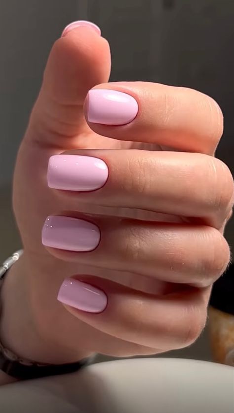 Simple Winter Nail Ideas, Winter Nail Ideas, Short Pink Nails, Unghie Sfumate, Baby Pink Nails, Pink Gel Nails, Short Gel Nails, Simple Gel Nails, Casual Nails