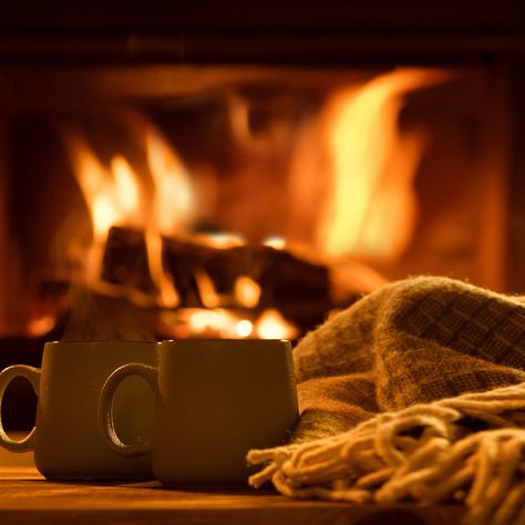 Winter Fireplace, Home Aesthetic, Cozy Aesthetic, Cozy Fireplace, Modern Fireplace, The Fireplace, Coffee Cozy, Autumn Aesthetic, Cozy Home