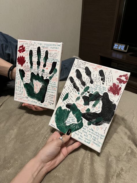 hand prints date idea for couples Couple Crafts To Do Together, Paint Ideas With Boyfriend, Paint Hands Couple, Bf And Gf Hand Print Painting, Hand Painting For Couples, Handprint Art Couples, Couples Hand Print Painting, Hand Print Painting For Couples, Handprint Couple Painting