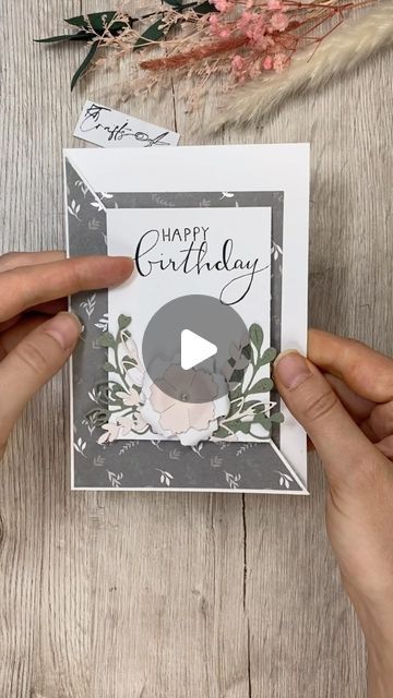 Unusual Cards Ideas, Ideas For Card Making, Fancy Folded Cards, Diagonal Fun Fold Card, Fun Cards To Make, Fun Fold Card Tutorials, Katharina Tarta Crafts, Fancy Fold Card Tutorials Cardmaking, 40th Birthday Cards For Women Handmade