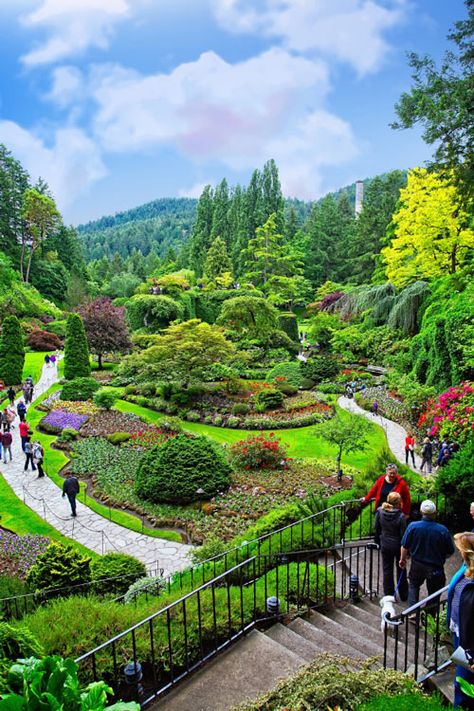 21 of the Most Beautiful Gardens in the World | Sand In My Suitcase Most Beautiful Landscapes In The World, Famous Gardens Of The World, Most Beautiful Gardens In The World, Beautiful Parks Garden, Big Garden Ideas, Big Garden Design, Big Gardens, Beautiful Garden Ideas, Natural Gardens